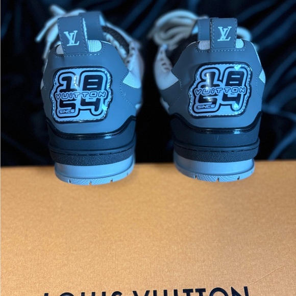 The LV Skate sneaker is revisited this season in a mix of materials - Picture 7 of 7